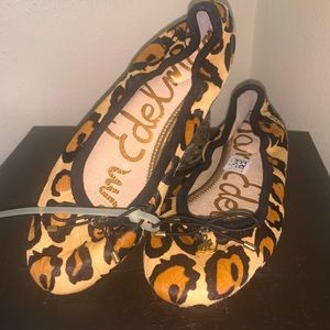 Cheetah print ballet flats